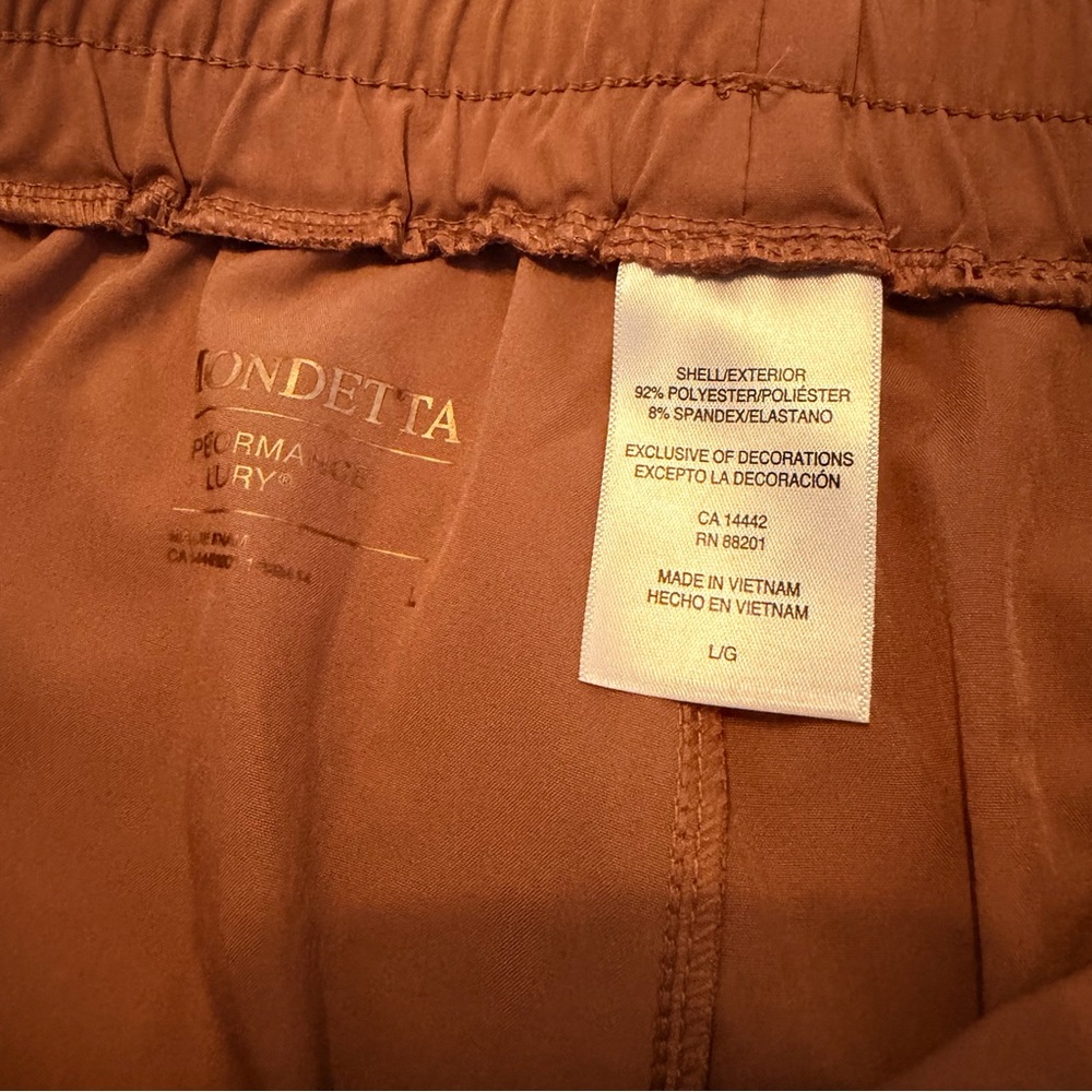 Mondetta Woven short 6” inseam - Picture 5 of 8